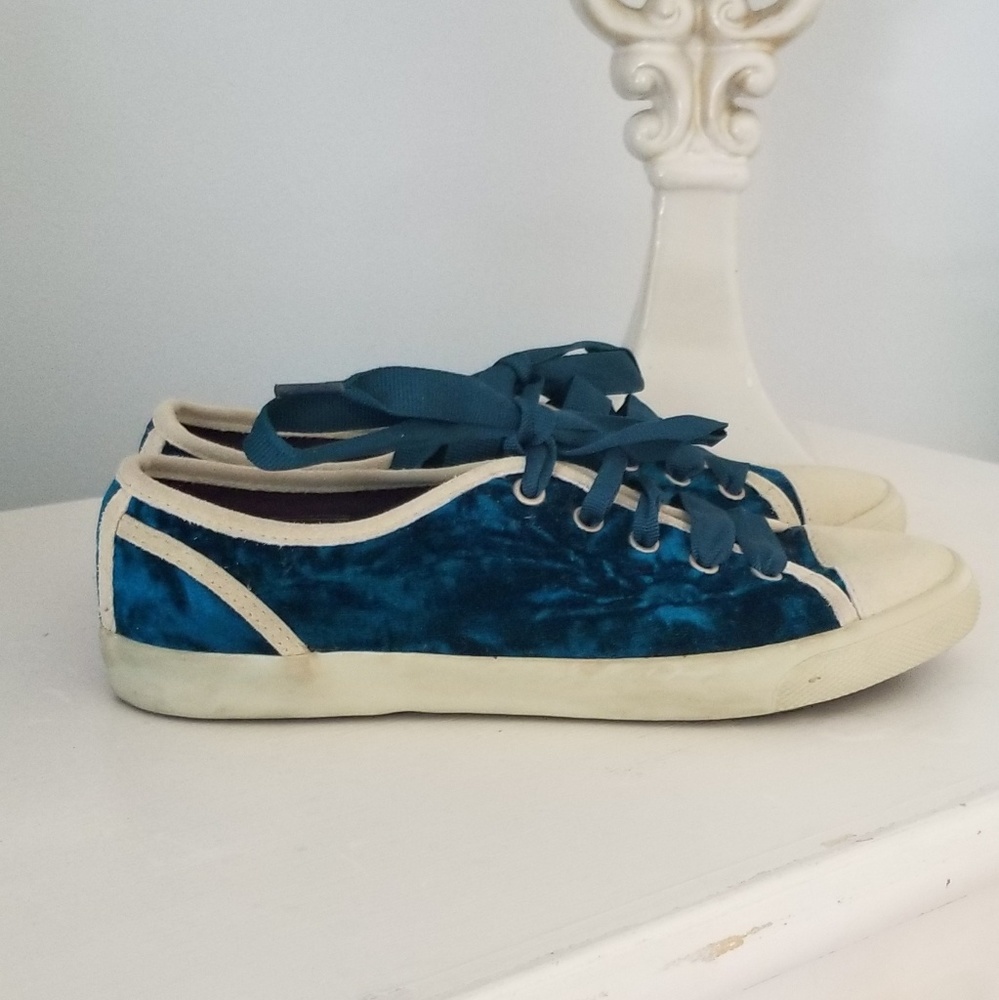 Boden Blue Velvet Sneakers Size 38/8